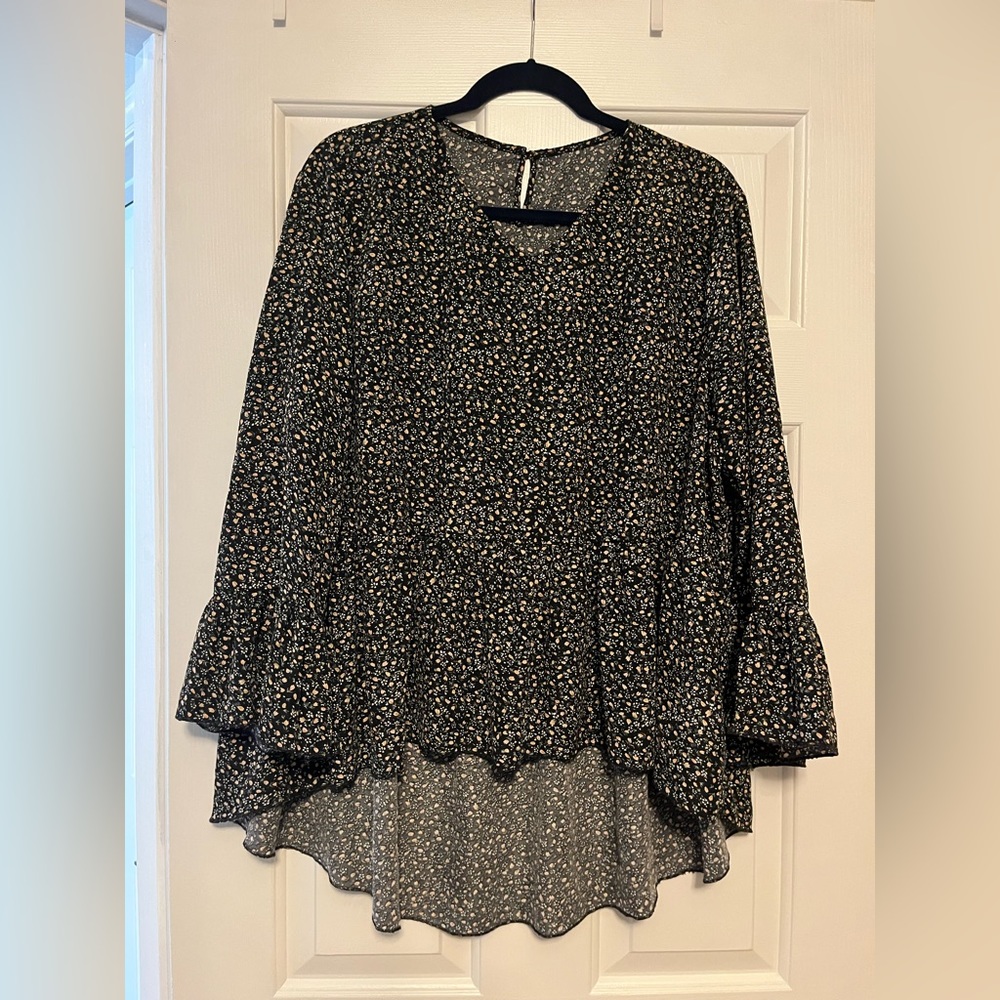 Floral Bell Sleeve Tunic